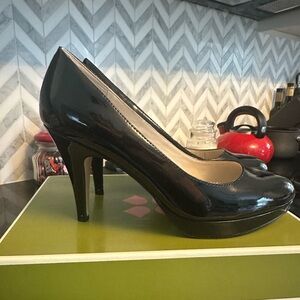 Naturalizer Daffy Platform Pumps